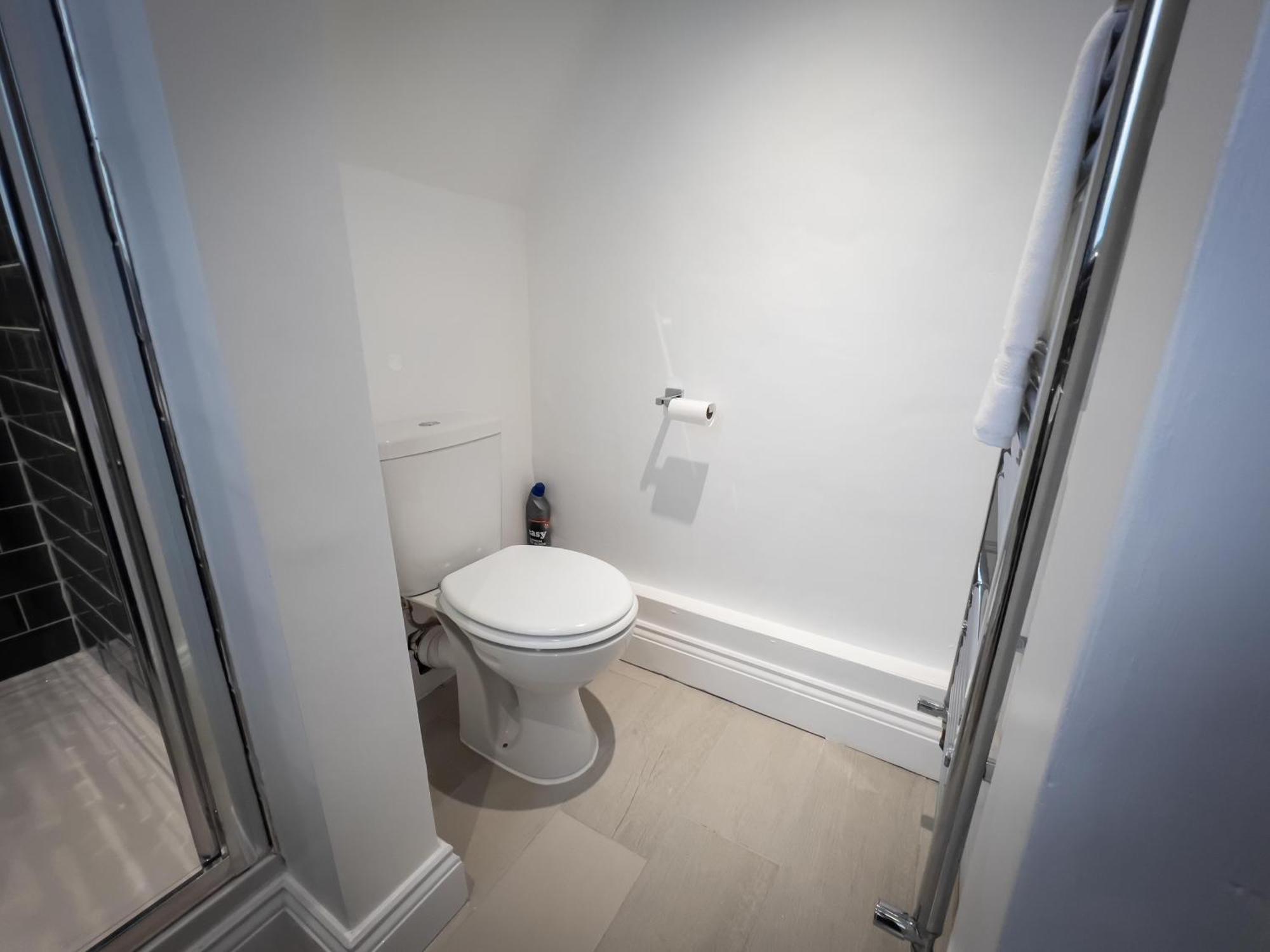 Newly Refurbished 6 Person En-Suite Apartment Tyne & Wear Newcastle Upon Tyne Killingworth Exterior photo