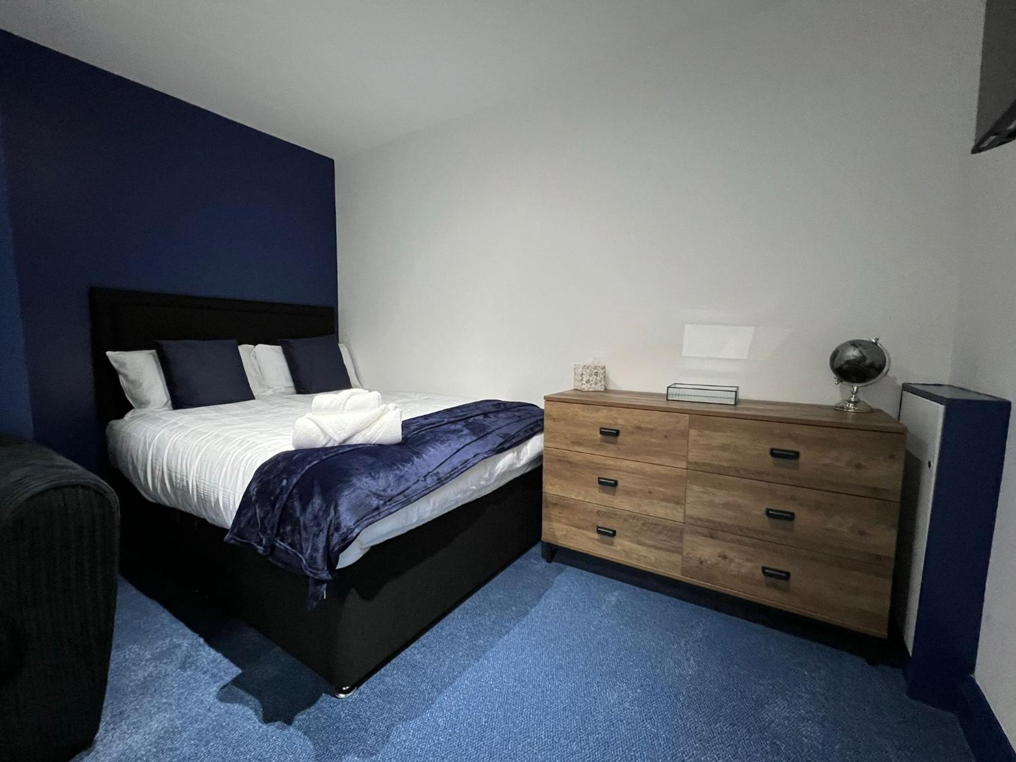 Newly Refurbished 6 Person En-Suite Apartment Tyne & Wear Newcastle Upon Tyne Killingworth Exterior photo
